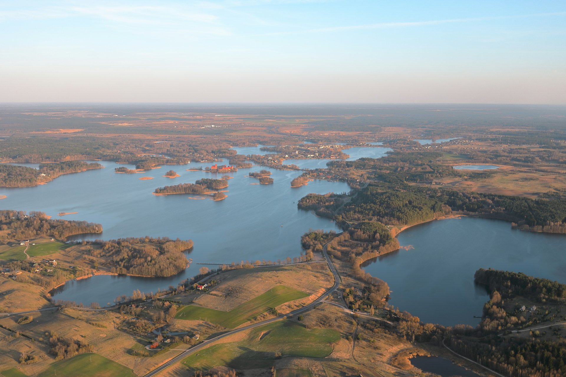 2023 m. ežerų ir tvenkinių vandens kokybė pagal atskirus rodiklius